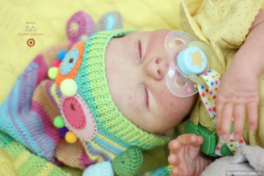 Малышка Делила в других нарядах