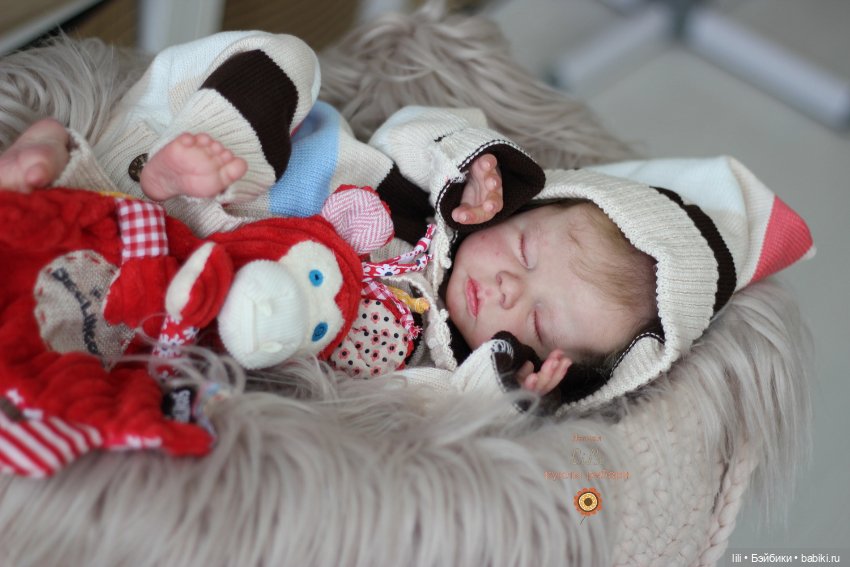 Малышка Делила в других нарядах