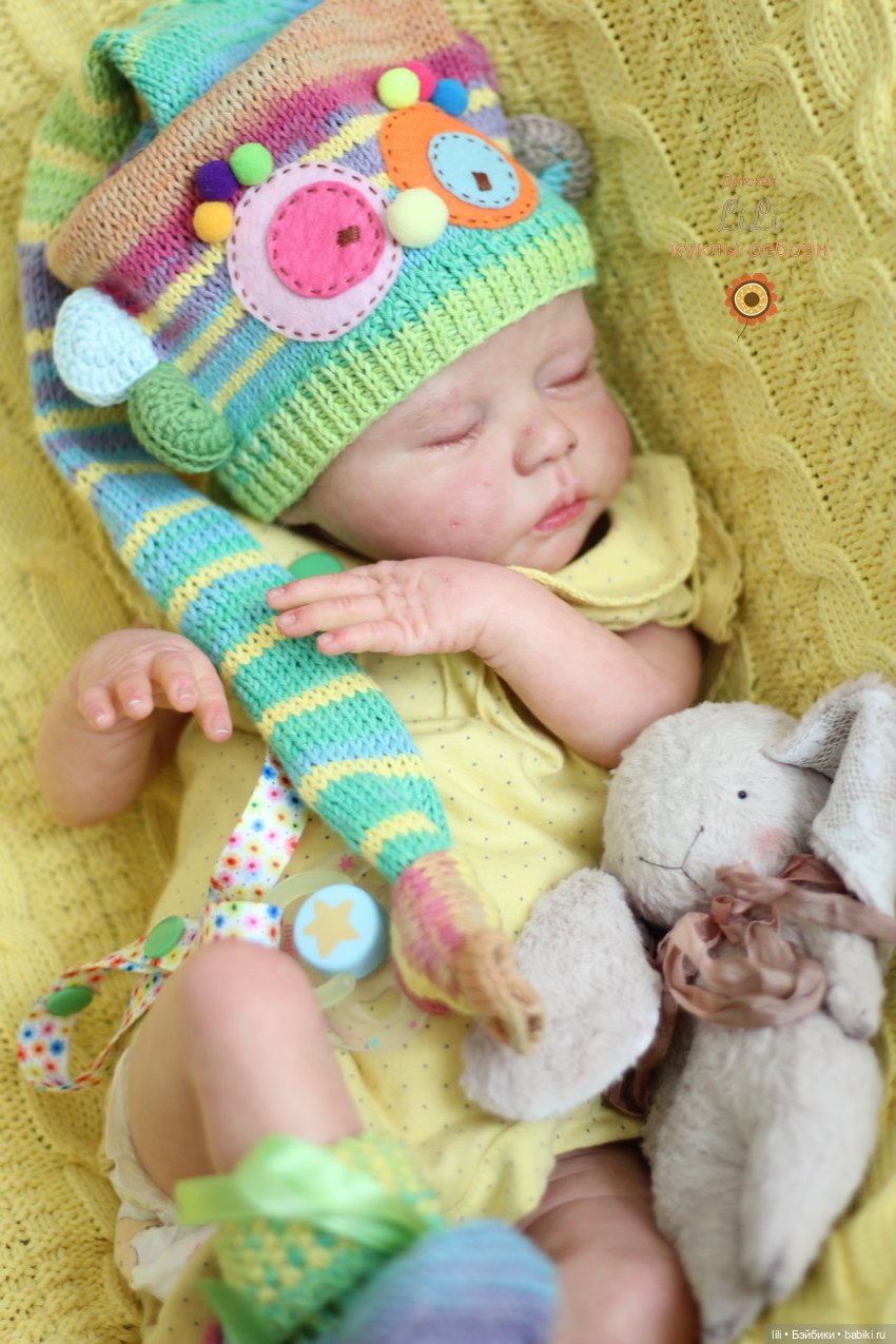 Малышка Делила в других нарядах