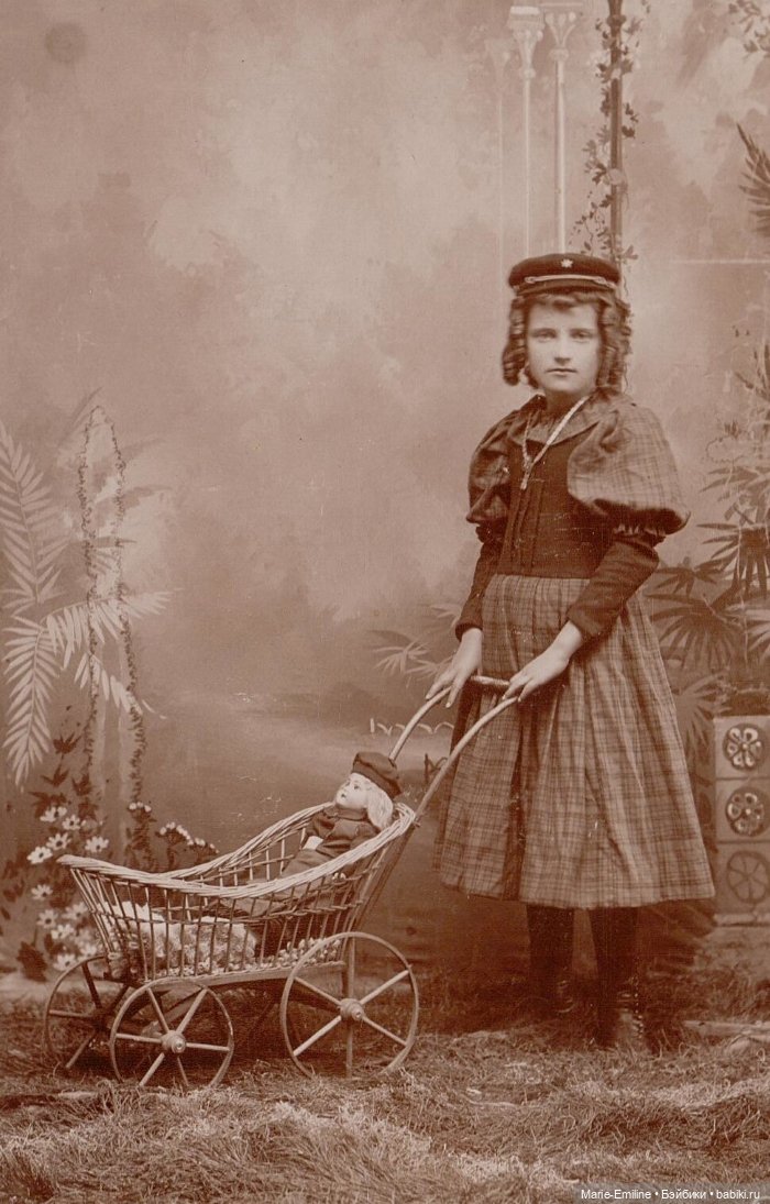 Дети с игрушками и без. Старинные фотографии (фото 3)