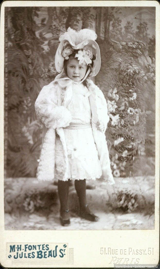 Дети с игрушками и без. Старинные фотографии