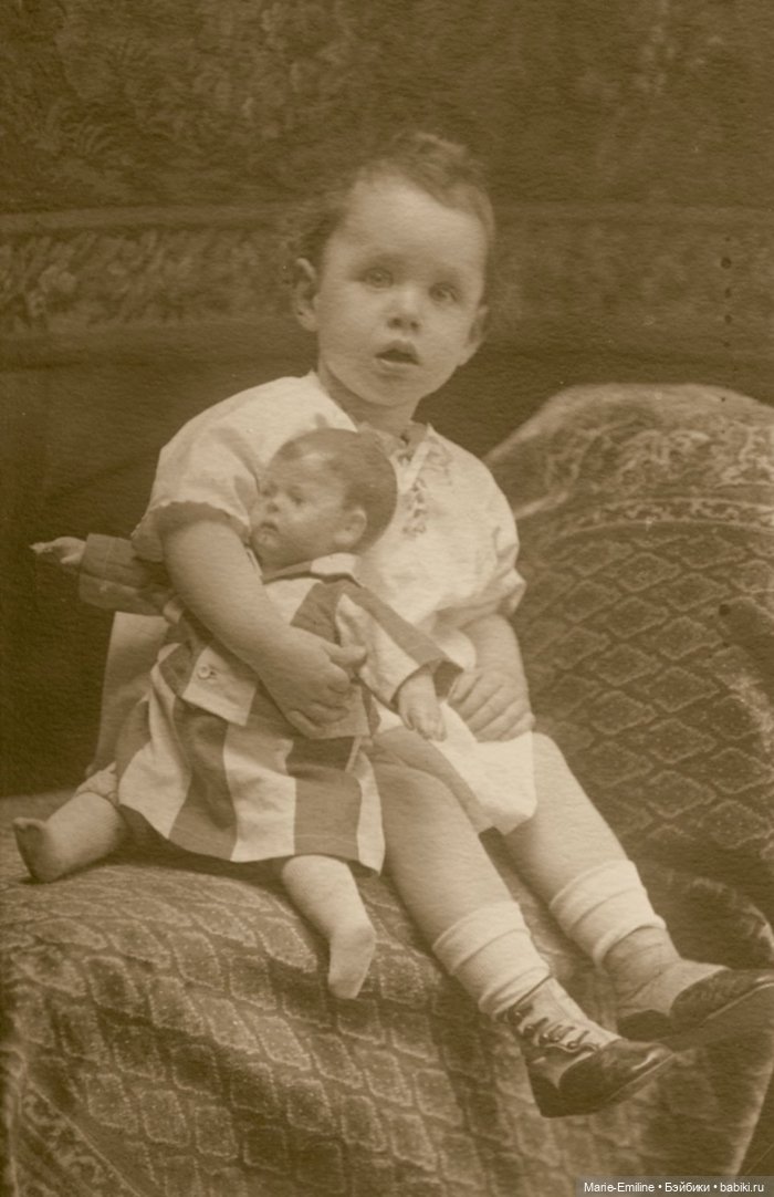 Дети с игрушками и без. Старинные фотографии (фото 8)