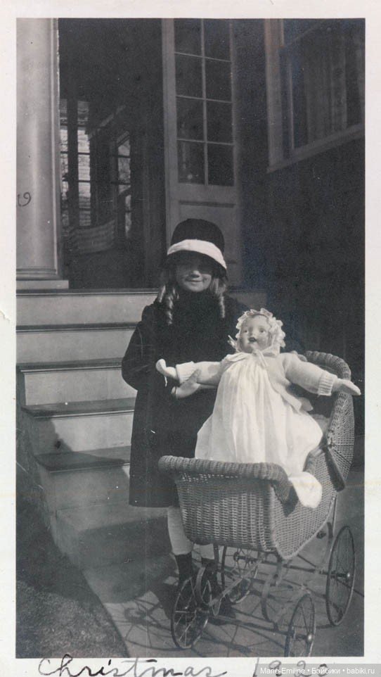 Дети с игрушками и без — Всё об антикварных куклах: история