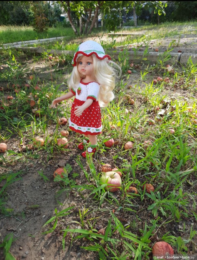 "Клубничка" на прогулке (куколка Паола Рейна) (фото 7)