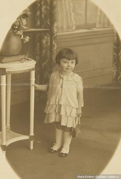 Дети с игрушками и без — Всё об антикварных куклах: история