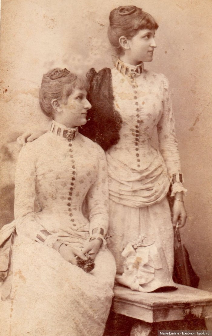 Молодые дамы на старинных фотографиях (фото 7)