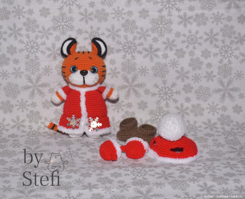 А вот и дедуля к Снегурке связался. Символ 2022 (фото 8)