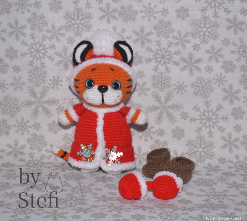 А вот и дедуля к Снегурке связался. Символ 2022 (фото 6)