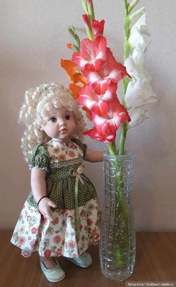 Куклы и цветы — Домашние коллекции кукол: фото собраний (фото 6)