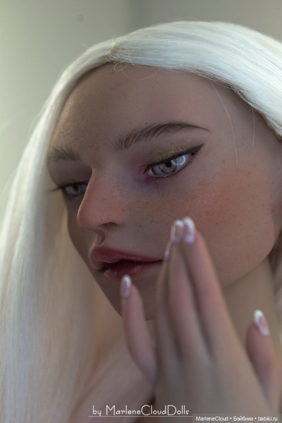 Девочки с росписью — Face