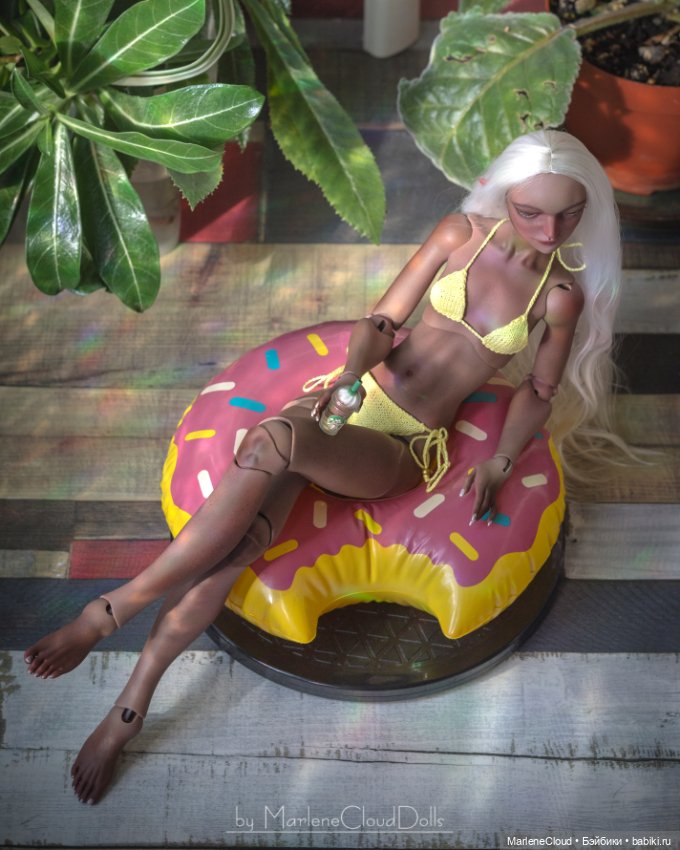 Девочки с росписью — Face