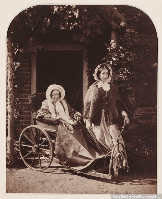 Молодые леди из прошлого — Всё об антикварных куклах: история