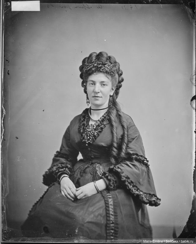 Молодые леди из прошлого — Всё об антикварных куклах: история