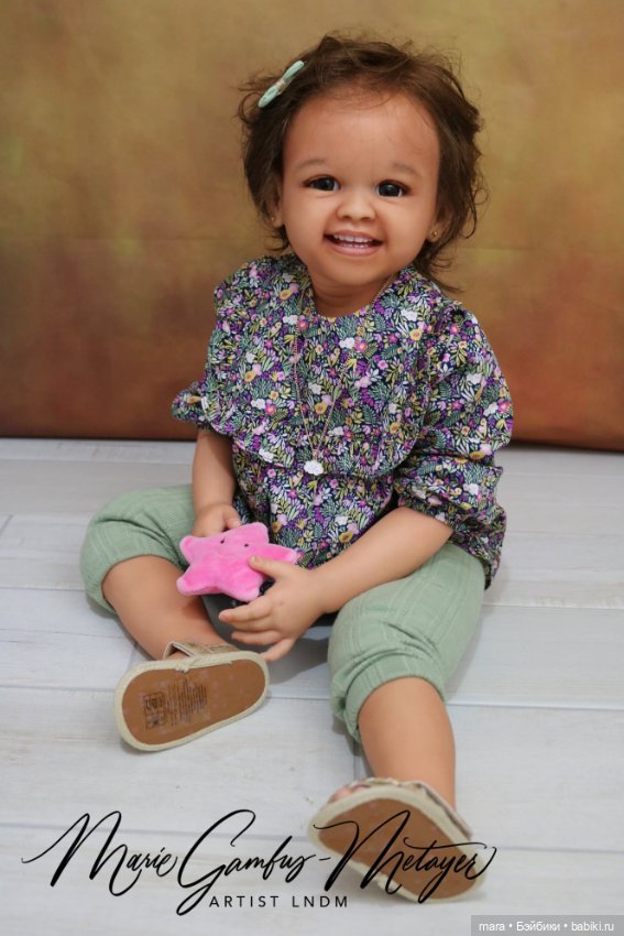 Shanti скульптора Ping Lau, автор прототипа Marie Metayer