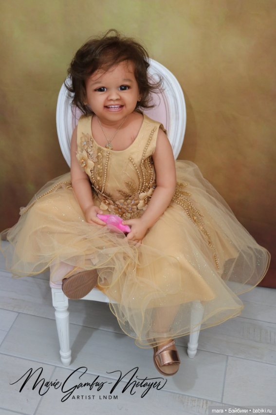 Shanti скульптора Ping Lau, автор прототипа Marie Metayer