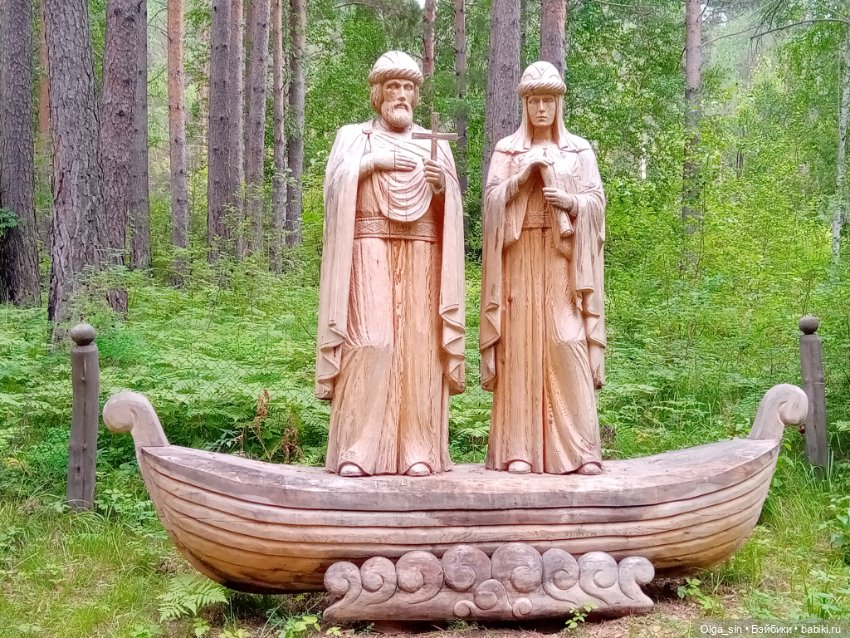 Лукоморье - парк деревянных скульптур