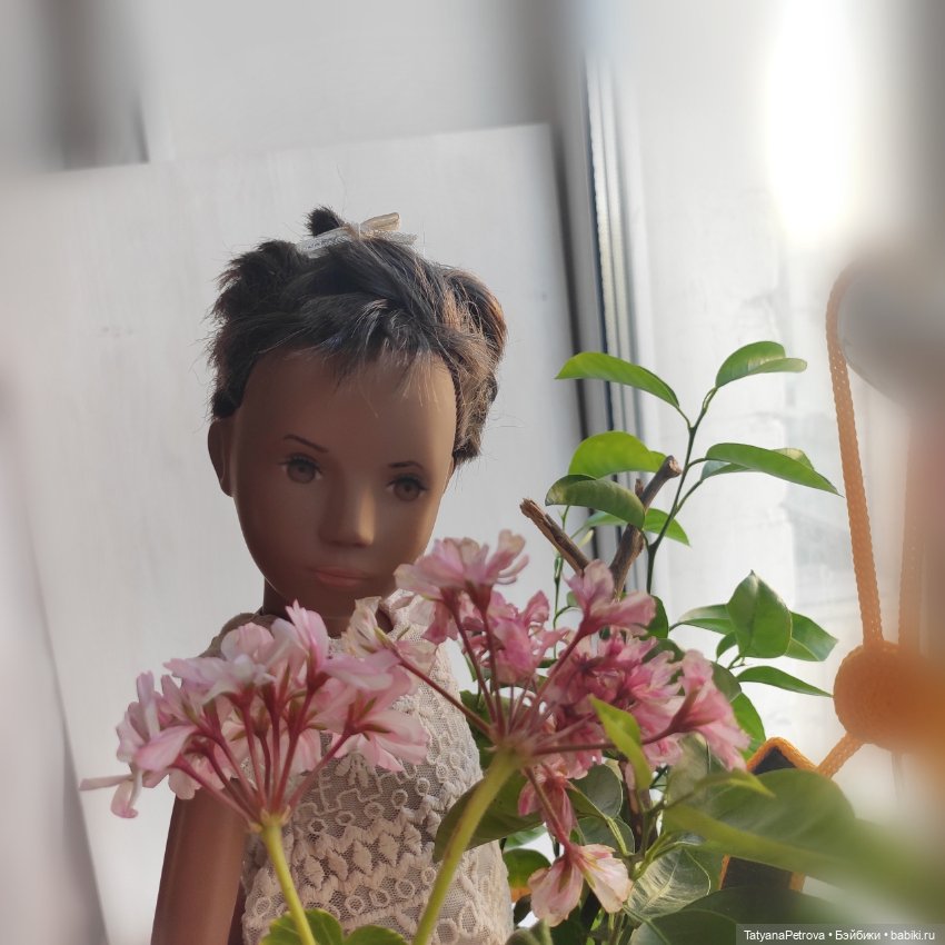 Цветы на платье. Саша долл (фото 9)