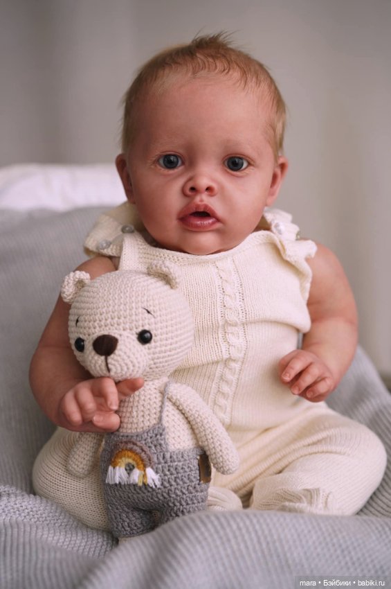 Benjamin скульптора Natali Blick, автор прототипа Alexa Calvo