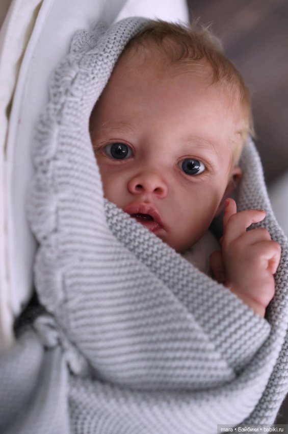 Benjamin скульптора Natali Blick, автор прототипа Alexa Calvo