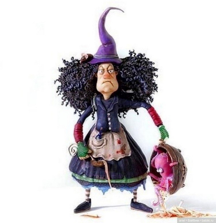 Интернациональное собрание ведьм британской художницы Caroline McFarlane-Watts