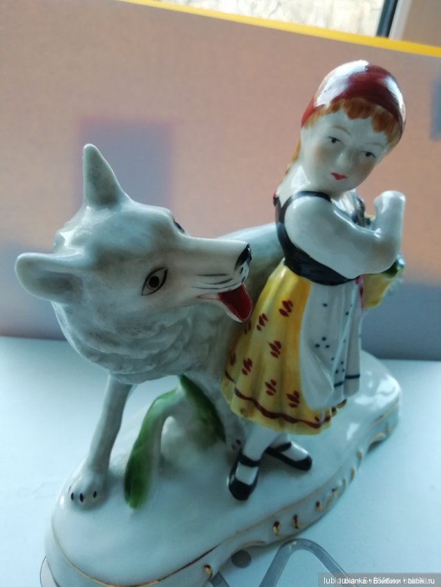 А у Вас сколько Красных Шапочек