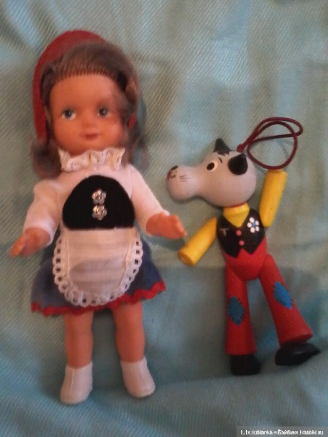 А у Вас сколько Красных Шапочек