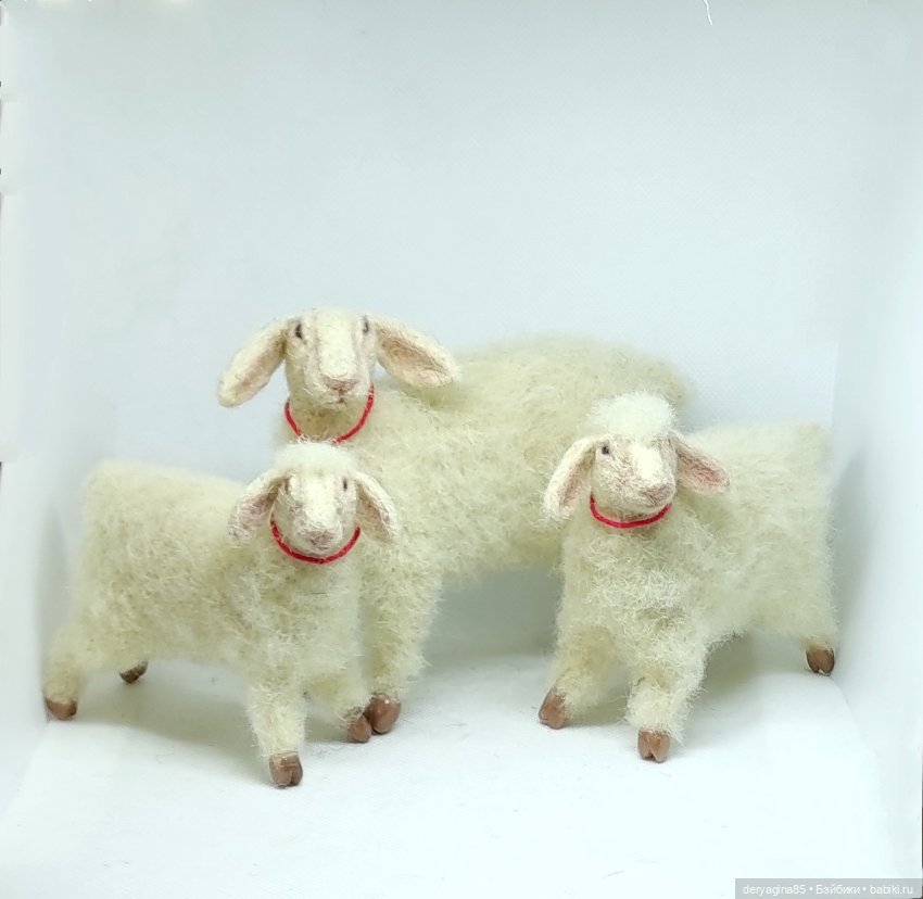 Овечки — Валяные игрушки из шерсти: сухое валяние (фото 2)