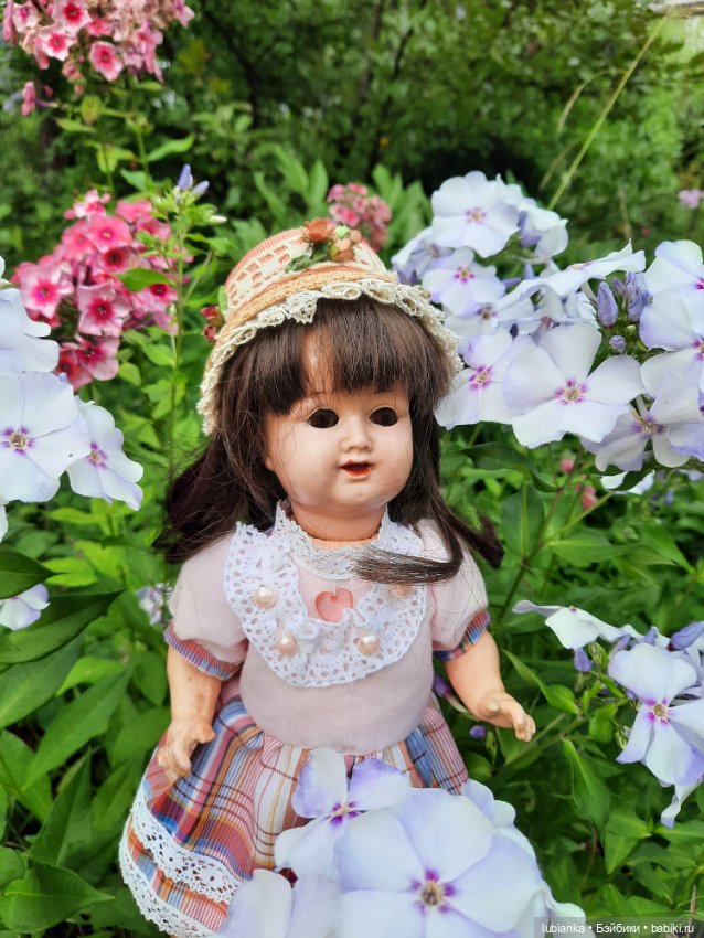 Куклы разные нужны... и цветы тоже (фото 9)