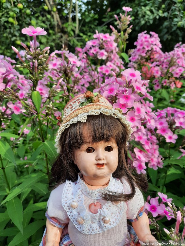 Куклы разные нужны... и цветы тоже (фото 8)