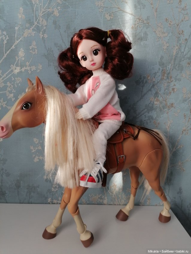 Большой привет от маленькой такой компании