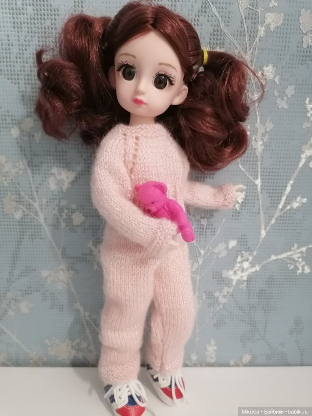 Большой привет от маленькой такой компании