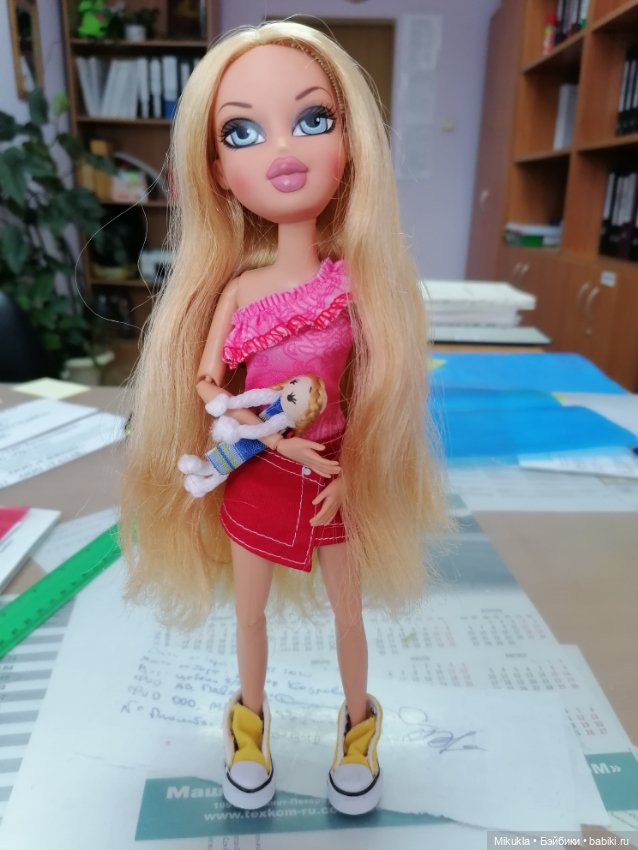 Большой привет от маленькой такой компании