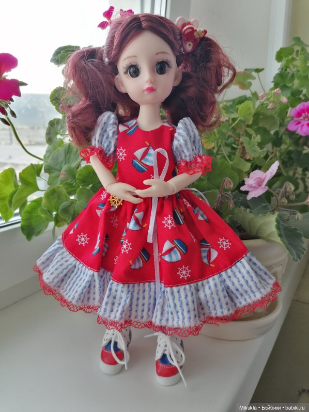 Большой привет от маленькой такой компании