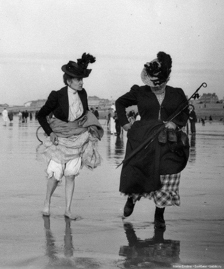 Все на пляж — Всё об антикварных куклах: история