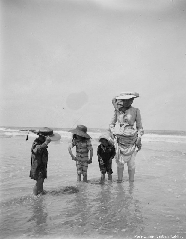 Все на пляж — Всё об антикварных куклах: история