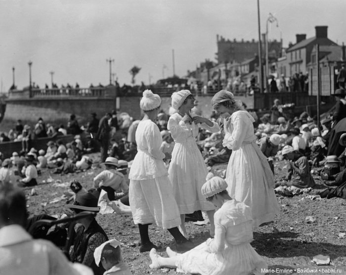 Все на пляж — Всё об антикварных куклах: история