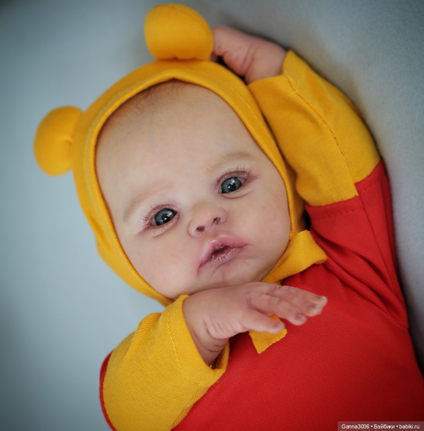 Малышка Медея( Meadow by Andrea Arcello)