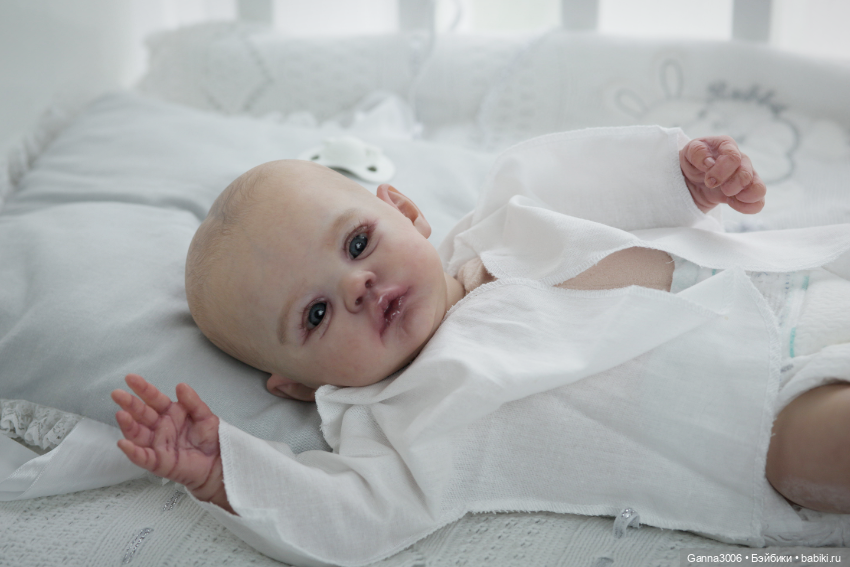 Малышка Медея( Meadow by Andrea Arcello)