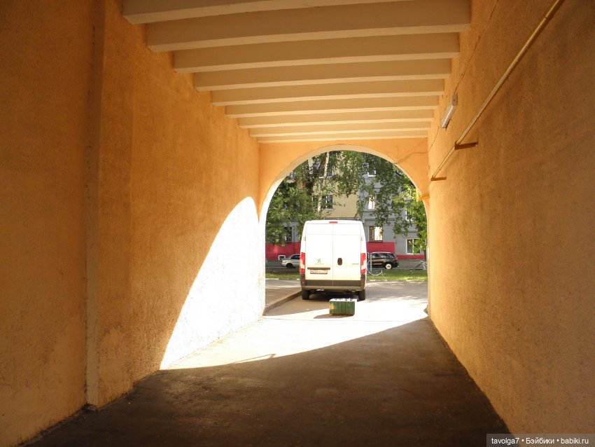 Три платья для Дюймовочки