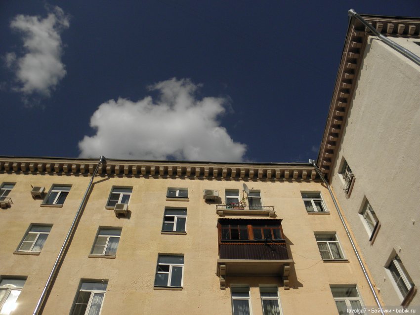 Три платья для Дюймовочки