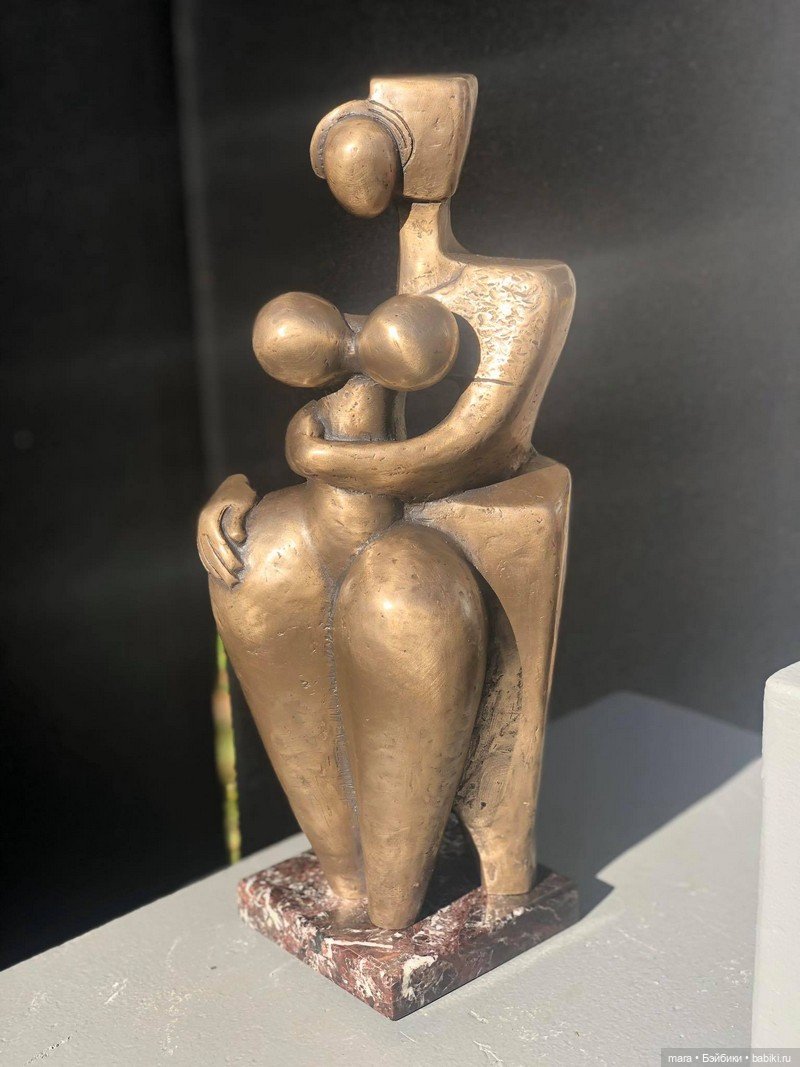 Нигерийский скульптор Nnamdi Okonkwo