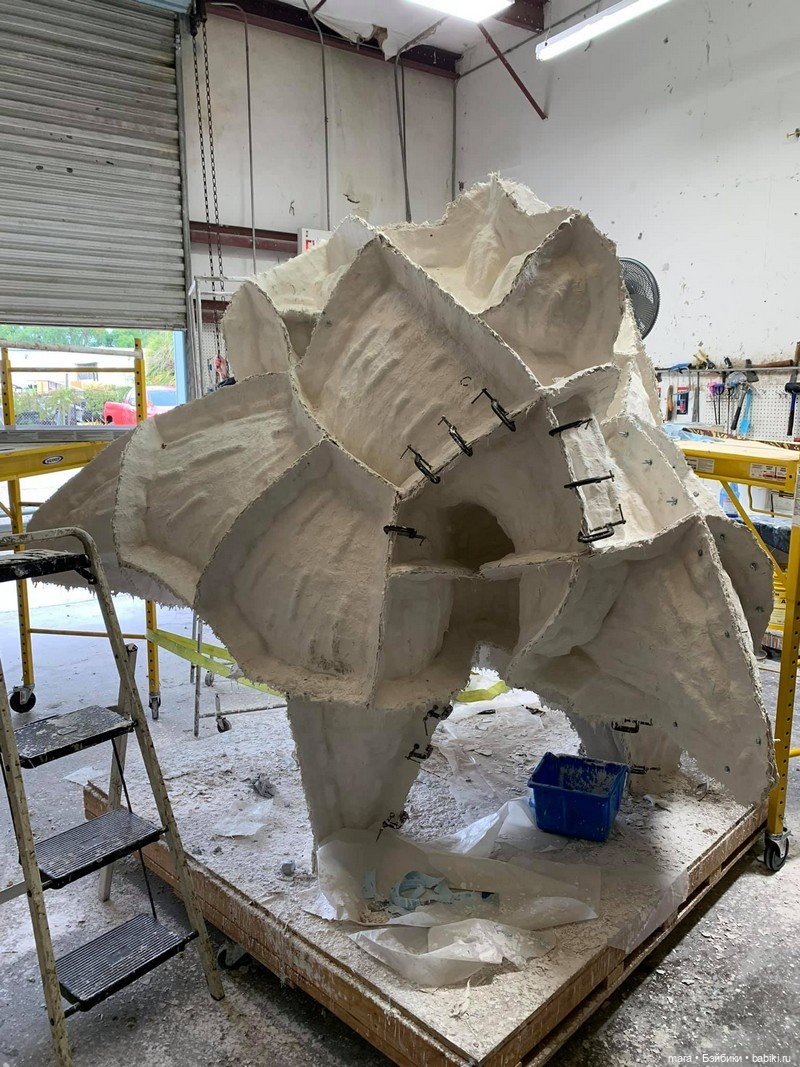 Нигерийский скульптор Nnamdi Okonkwo