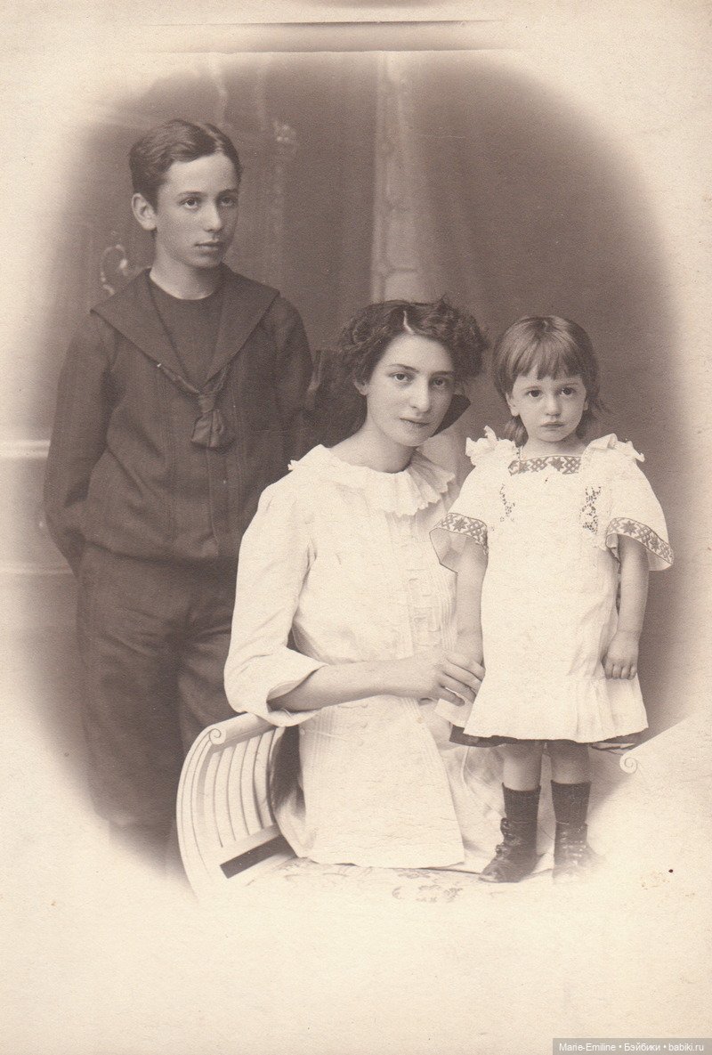 Старинные семейные фотографии (фото 8)