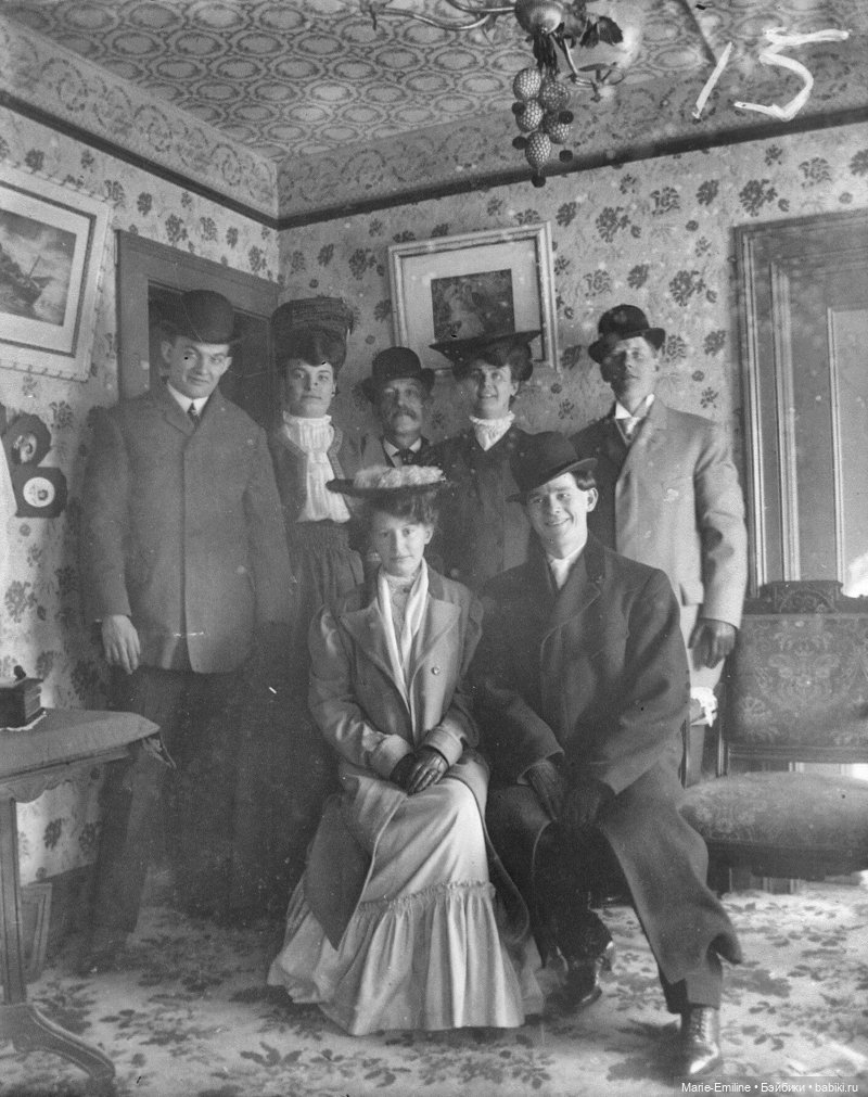 Старинные семейные фотографии