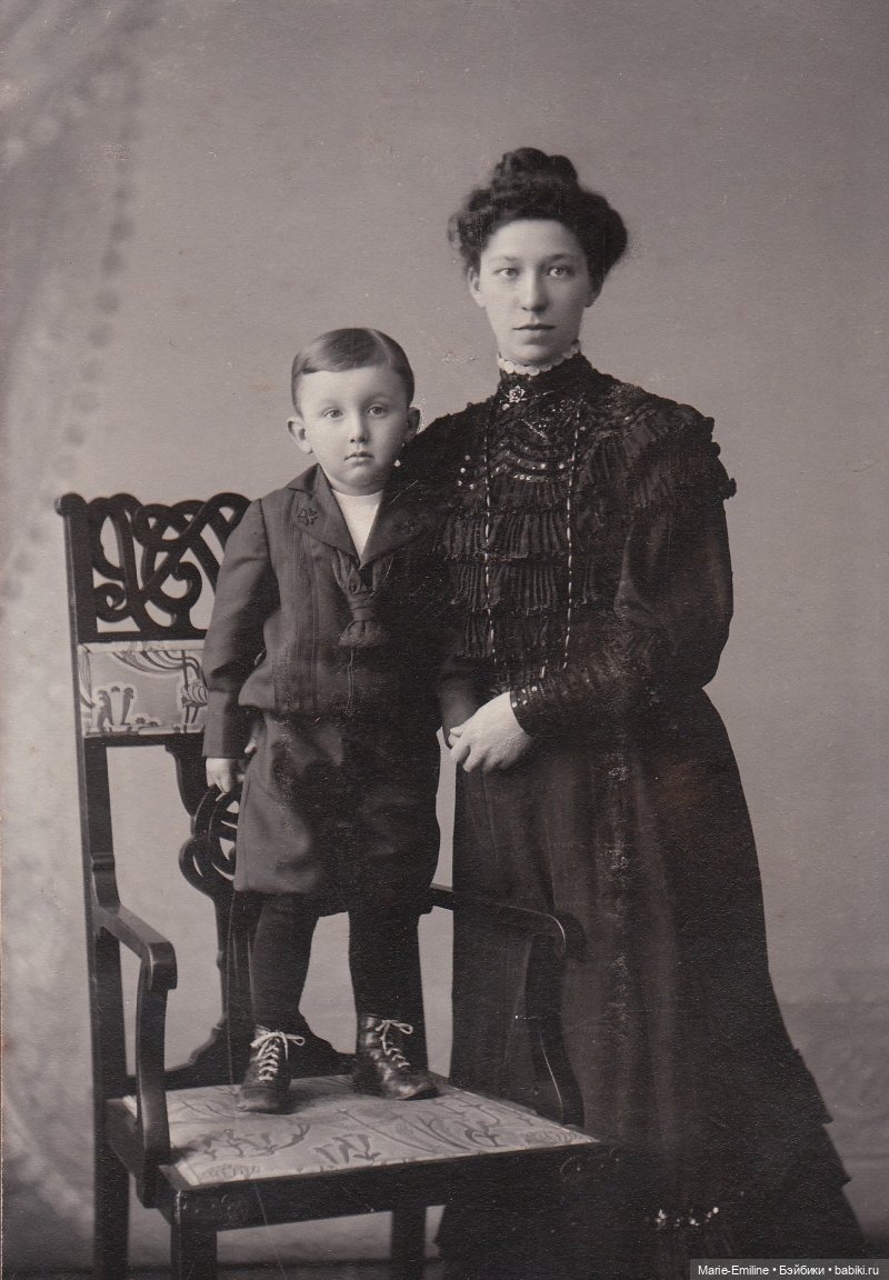 Старинные семейные фотографии