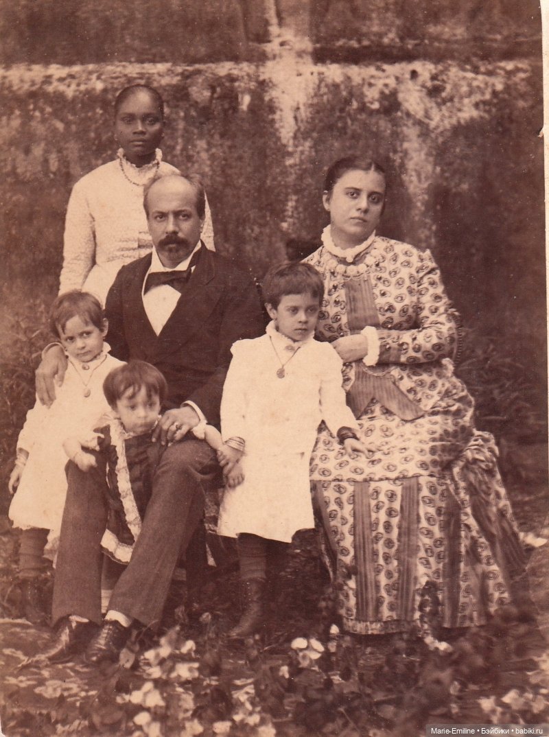 Старинные семейные фотографии