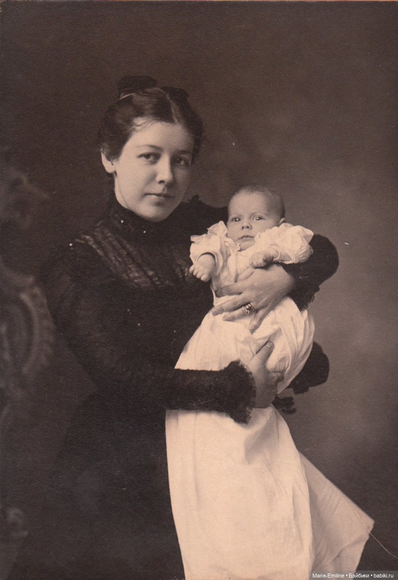 Старинные семейные фотографии