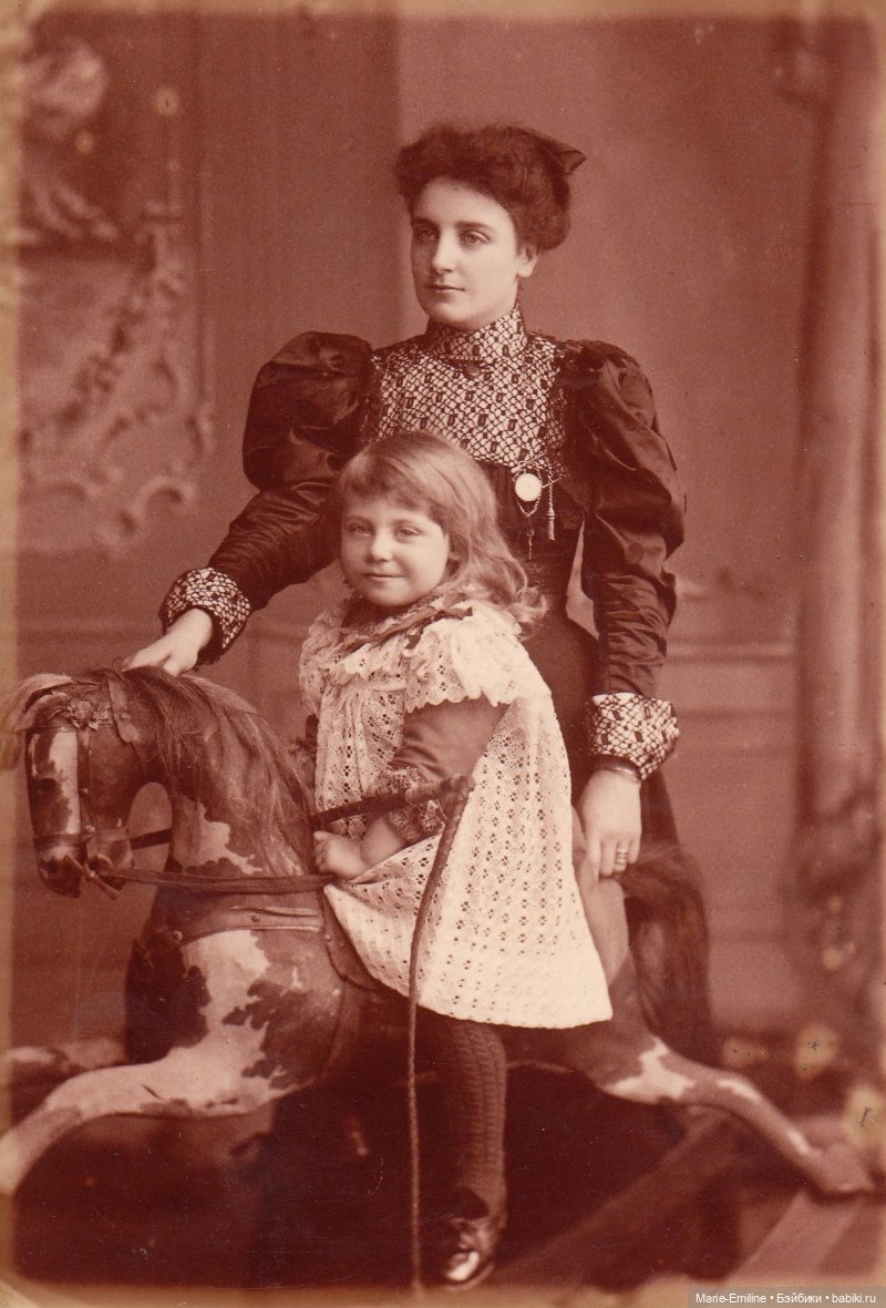 Старинные семейные фотографии