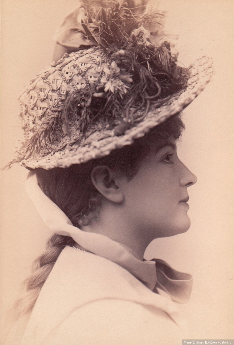 Дамы на старинных фотографиях