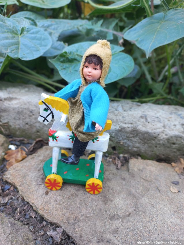 Прогулка Дюймовочек — Игровые мини